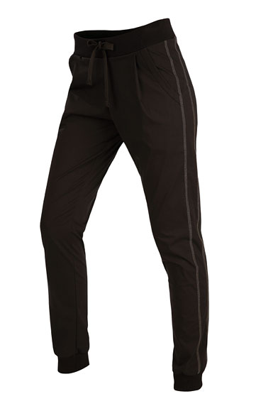 Trousers and shorts > Women´s low waist long trousers. 5B323