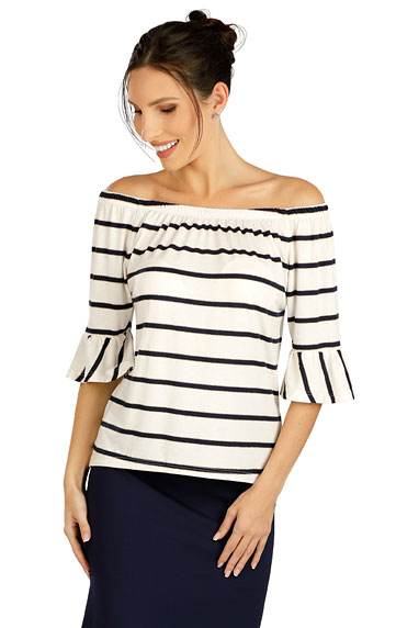 Discount > Women´s blouse with short sleeves. 5C054