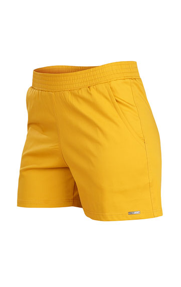 Leggings, trousers, shorts > Women´s shorts. 5C088