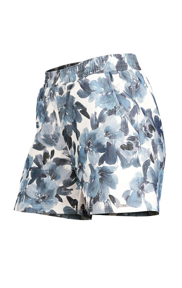 Women´s shorts.