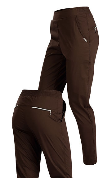 Women´s classic waist cut long trousers.