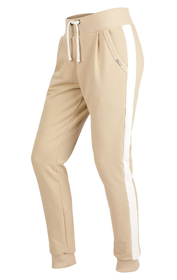 Women´s long high waist sport trousers.