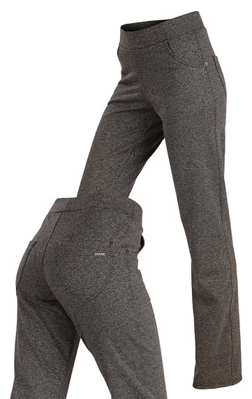 Women´s long high waist sport trousers.