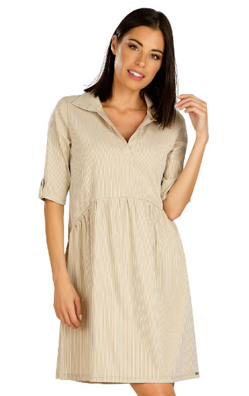 Dresses, skirts, tunics > Women´s dress with short sleeves. 5D036