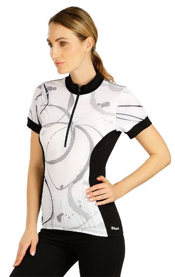 Women´s functional T-shirt.