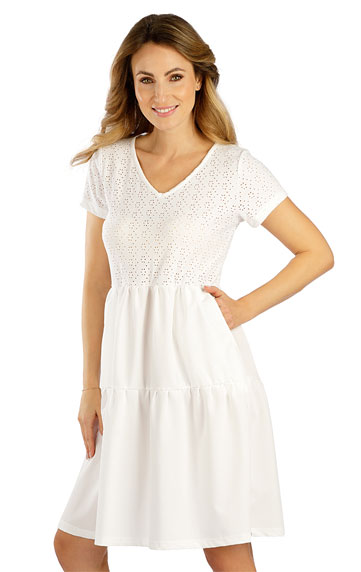 Beach  Accessories > Women´s dress with short sleeves. 5E033
