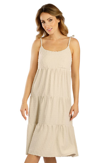 Dresses, skirts, tunics > Women´s dress with adjustable straps. 5E092