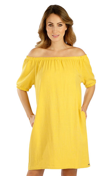 Women´s clothes > Women´s dress with short sleeves. 5E102