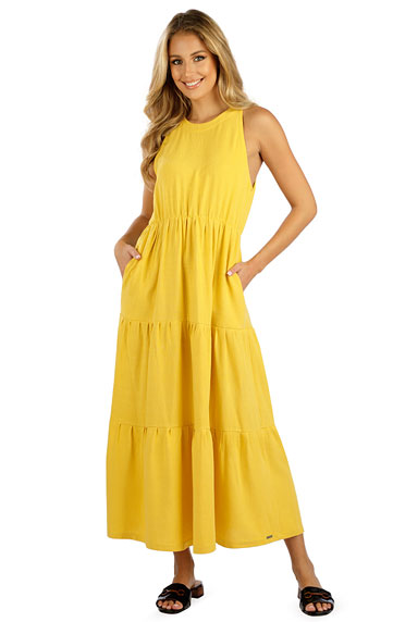 Dresses, skirts, tunics > Woman´s sleeveless dress. 5E103