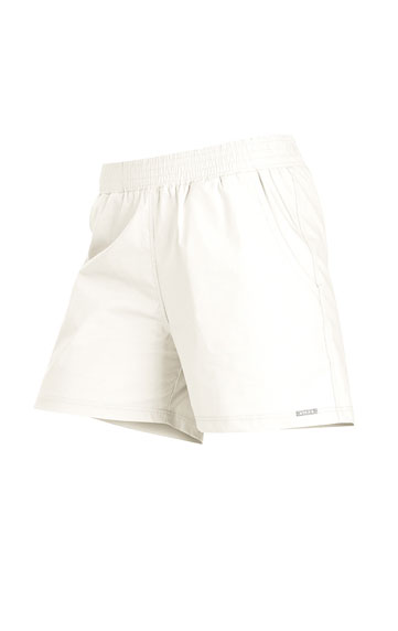 Leggings, trousers, shorts > Women´s shorts. 5E110