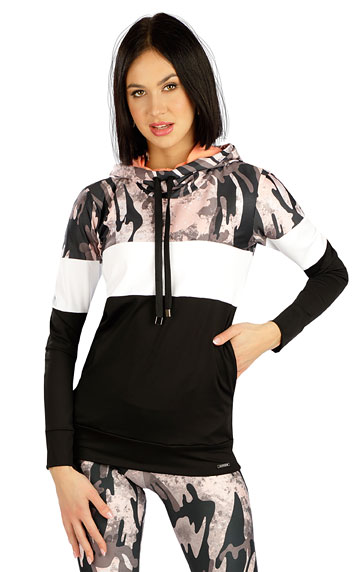 Women´s hoodie jacket.