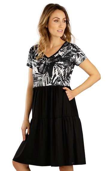 Beach  Accessories > Women´s dress with short sleeves. 5E153