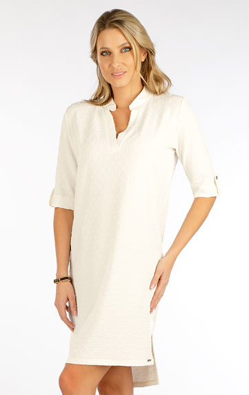 Dresses, skirts, tunics > Women´s dress with short sleeves. 5F067