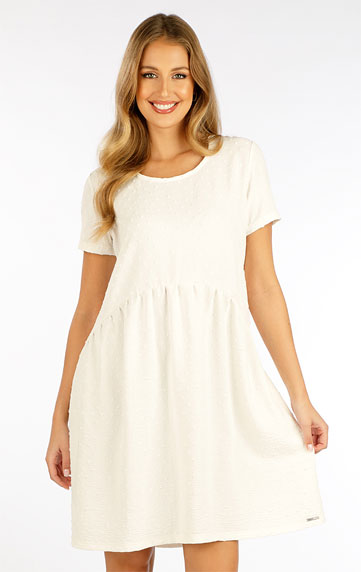 Dresses, skirts, tunics > Women´s dress with short sleeves. 5F068