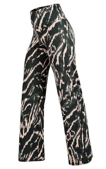 Trousers and shorts > Women´s long trousers. 5F173