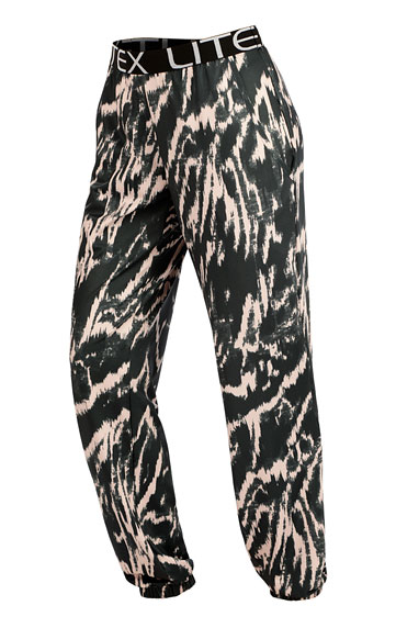 Trousers and shorts > Women´s long trousers. 5F174
