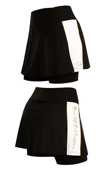 Women´s functional leggings with a skirt.