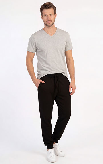 Trousers and Trackpants > Men´s long joggers. 5G278
