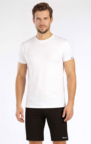 Trousers and Trackpants > Men´s sports shorts. 5G311