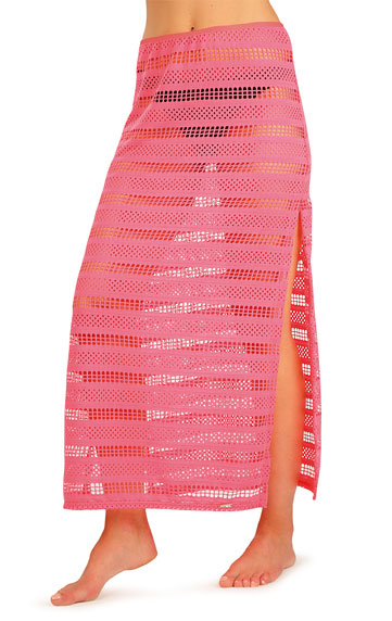 Women´s long skirt.