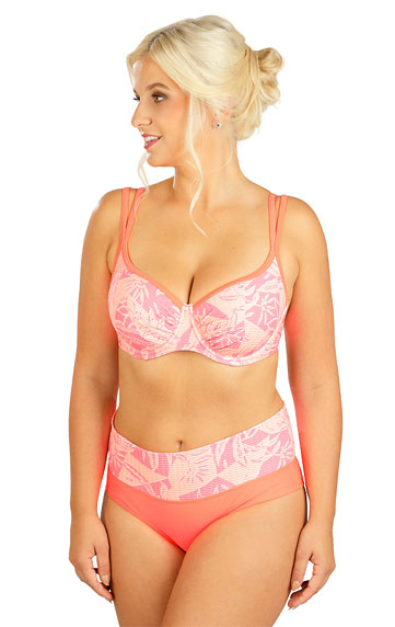 Swimwear > Bikini top with deep cups. 6C100