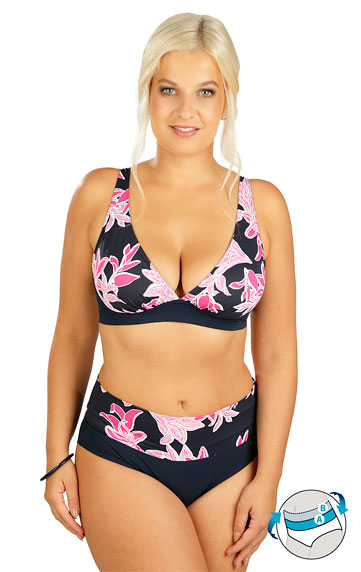 Bikinis > Low waist bikini bottoms. 6C139