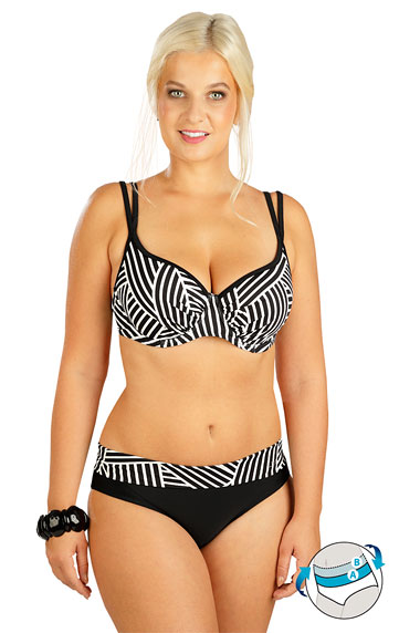 Bikinis > Low waist bikini bottoms. 6C280