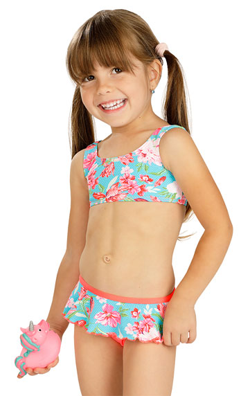 Swimwear > Girl´s low waist bikini panties. 6C387