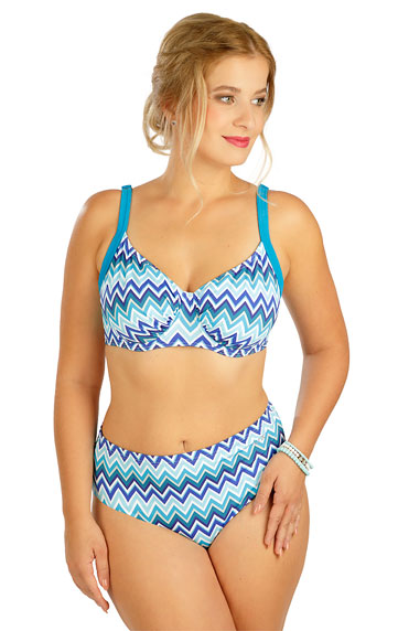 Underwire swim bra.