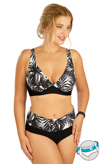 Swimwear > Low waist bikini bottoms. 6D125