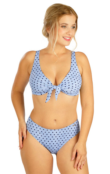 Underwired bikini top.