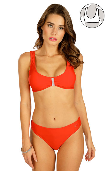 Bikini top with removable pads.