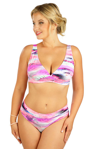 Swimwear > Classic waist bikini bottoms. 6E208