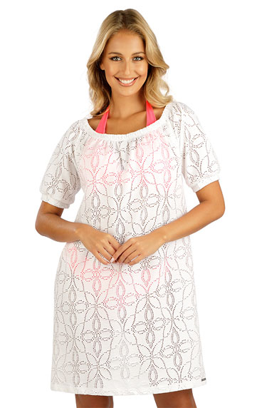 Swimwear > Beach dress with short sleeves. 6E398