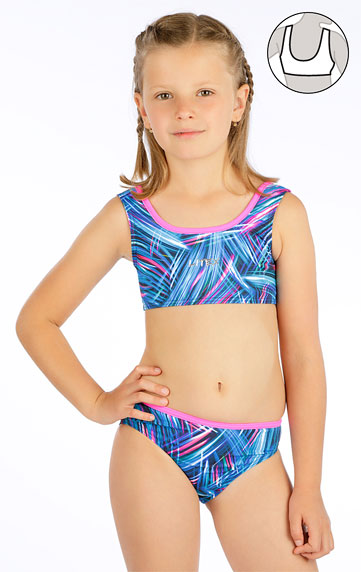 Girl´s bikini top.