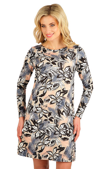 Sportswear - Discount > Women´s dress with long sleeves. 7B010