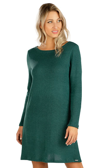 Women´s clothes > Women´s dress with long sleeves. 7C053
