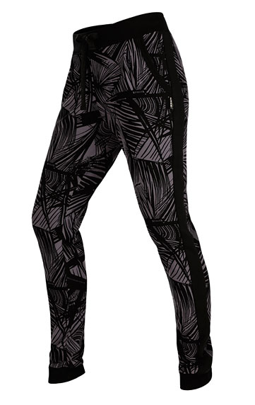 Women´s long high waist sport trousers.