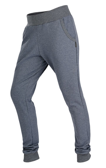 Women´s long high waist sport trousers.