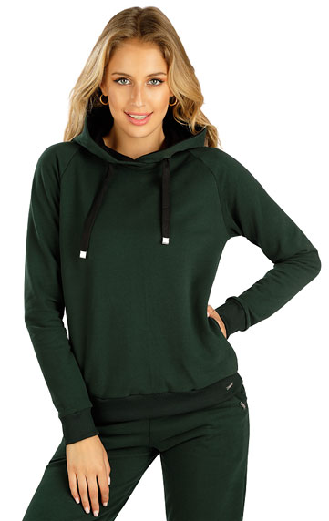 Sportswear > Women´s hoodie jacket. 7C130
