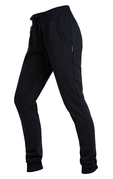 Trousers and shorts > Women´s long sport trousers. 7C139