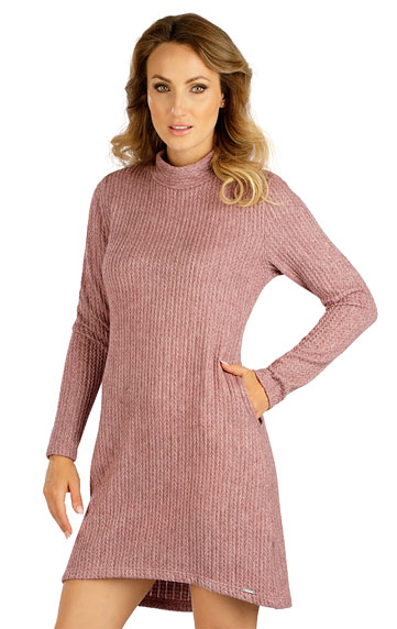 Women´s clothes > Women´s dress with long sleeves. 7D027