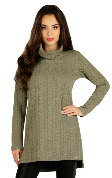 Women´s clothes > Women´s  turtleneck with long sleeves. 7D037
