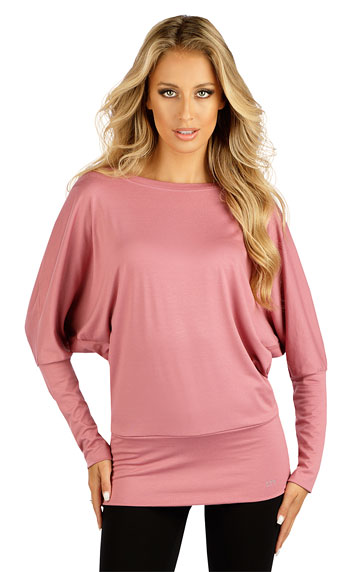 T-Shirts, tops, blouses > Women´s shirt with long sleeves. 7D105