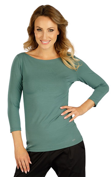 T-Shirts, tops, blouses > Women´s shirt with 3/4 length sleeves. 7D247