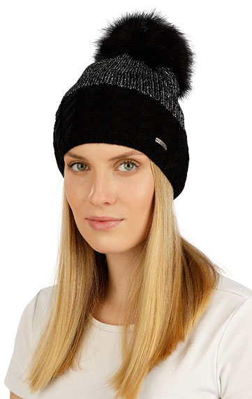 Sportswear - Discount > Cap. 7D336