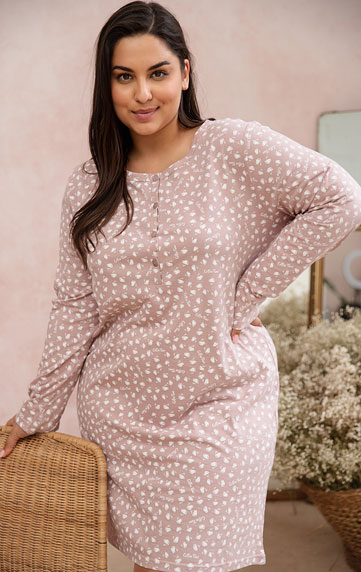 Nightwear > Women´s nightdress. 7D363