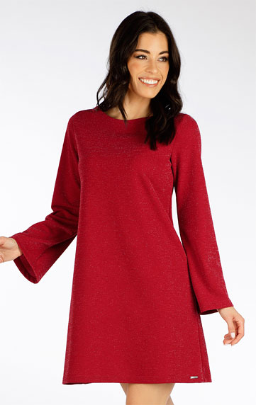 Dresses, skirts, tunics > Women´s dress with long sleeves. 7F020