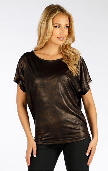 Women´s clothes > Women´s T-shirt. 7F025