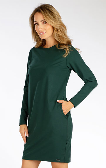 Women´s clothes > Women´s dress with long sleeves. 7F043